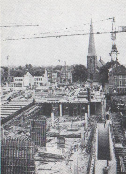 1980 Errichtung des City-Centrums am Markt 