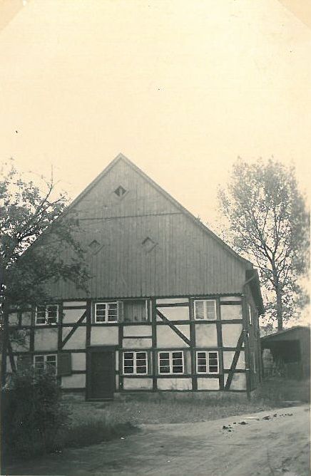 Die Photos sind 1920-1930 rund um der Unterdorfstrasse und Bauer Lohmann entstanden. Photo 2