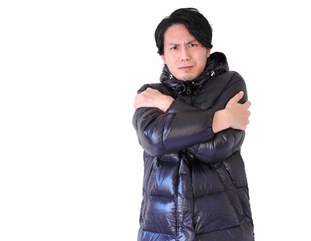 赤磐市で寒さで固まった肩が春まで残っていませんか？ 無意識の「肩すくみ」が頭の重さにつながることも