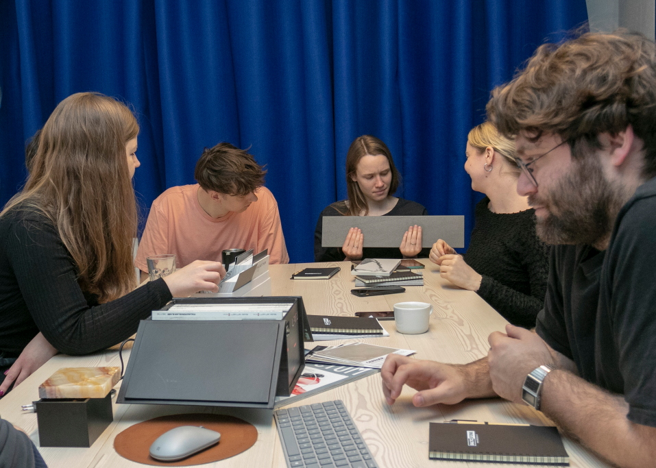 Seminaras apie akmenis architektūros studijoje Heima