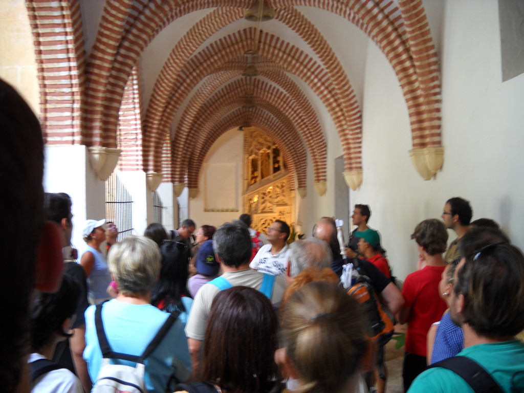 CLAUSTRO
