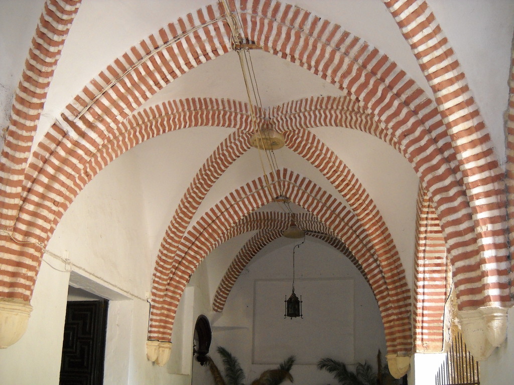 CLAUSTRO