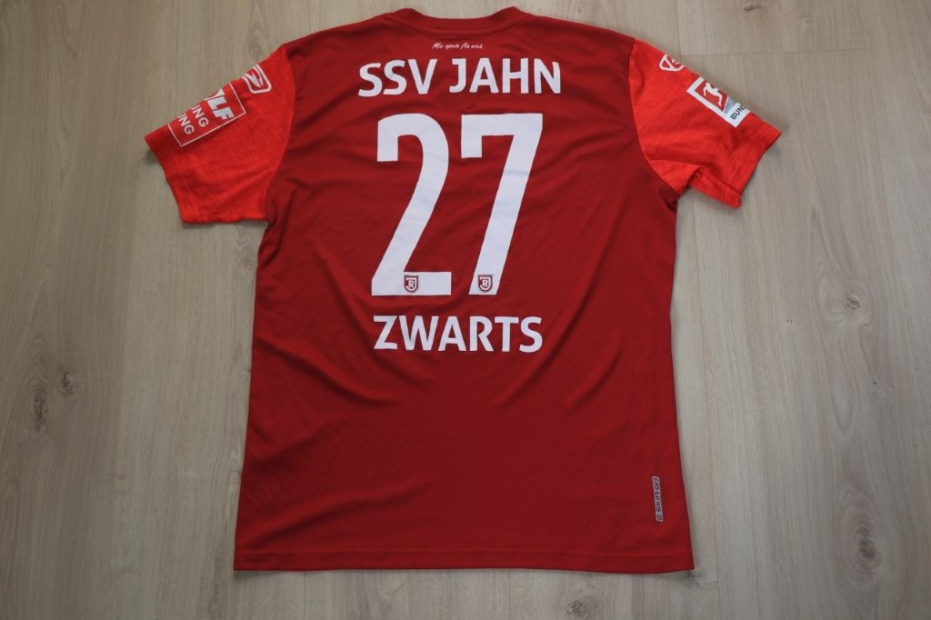 SSV Jahn Regensburg Heimtrikot 2022/23 • Nr. 27 Joel Zwarts