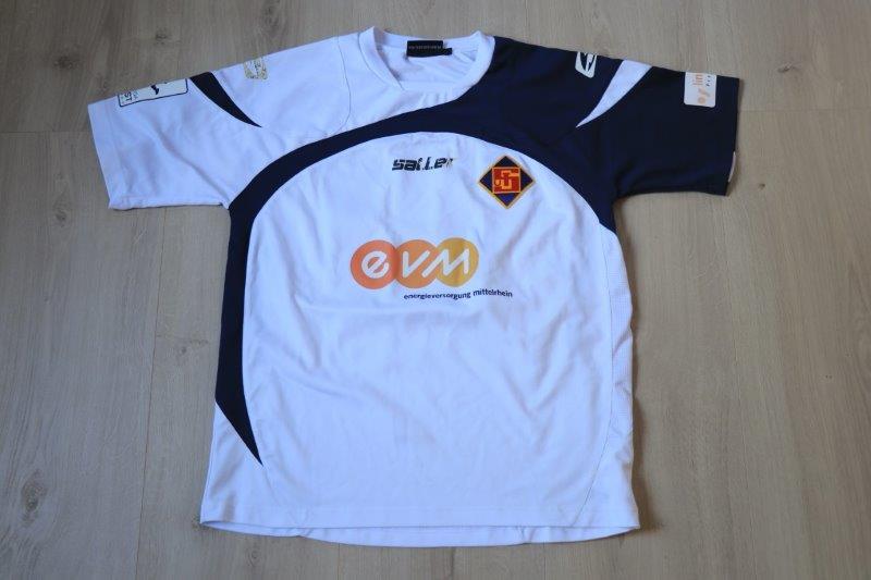 TuS Koblenz 13-14 Away, Nr. 10 Džaka (Matchworn)