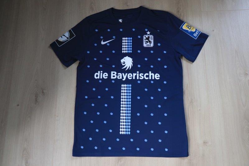 TSV 1860 München Sondertrikot "Oktoberfest" 2024/25 • Nr. 28 Florian Bähr