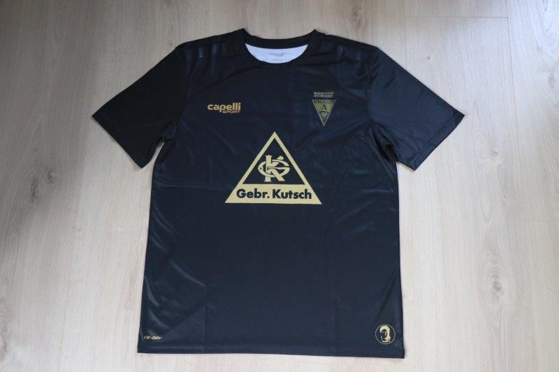 Alemannia Aachen Sondertrikot "Werner Fuchs" 2023/24 • Nr.16 Ulrich Bapoh