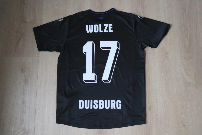 MSV Duisburg Auswärtssondertrikot "Brust raus für Duisburg" 2016/17 • Nr. 17 Kevin Wolze • Matchworn Saisonvorbereitung