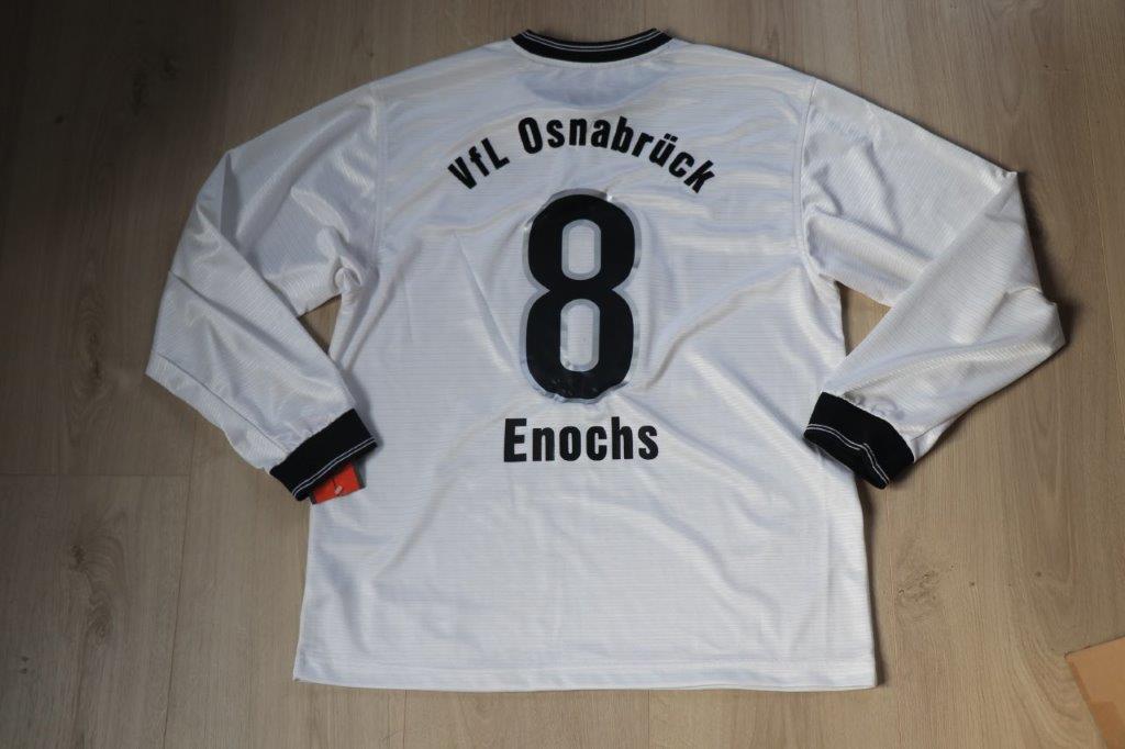 Auswärtstrikot 1999/00 • Nr. 8 Joe Enochs