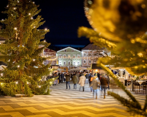 Adventmarkt in Mondsee