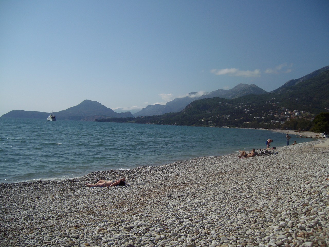 Am Strand von Montenegro bei Bar.
