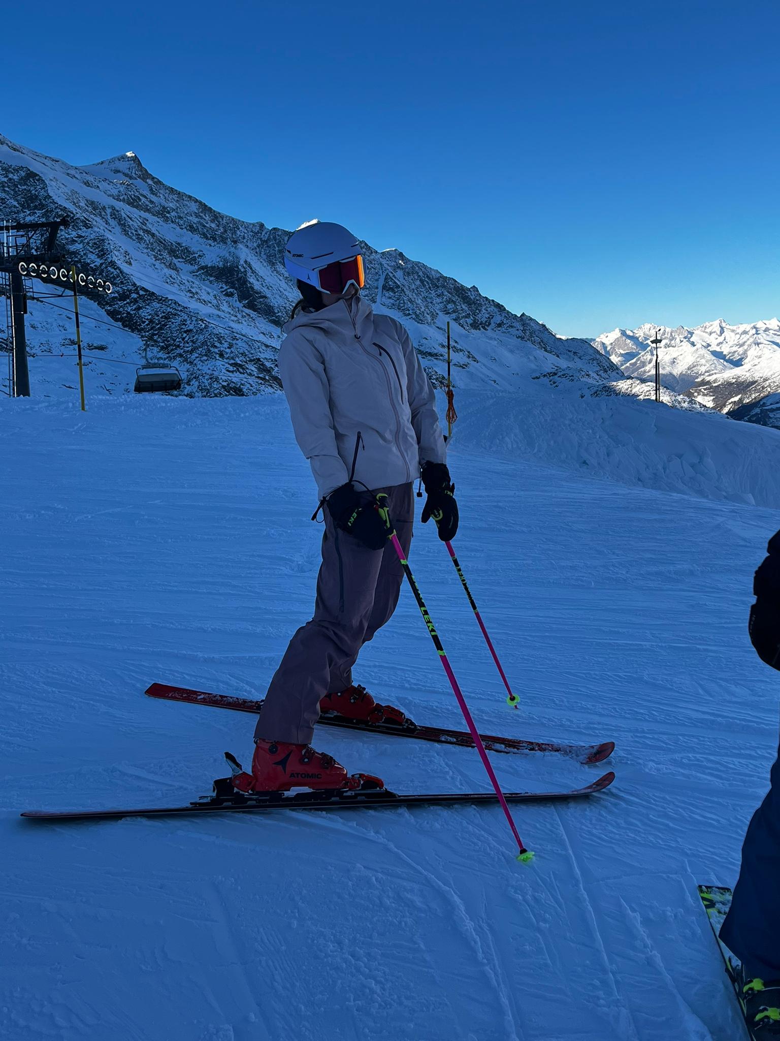Ladina Thöni, Finanzverwaltung, Skifahrerin