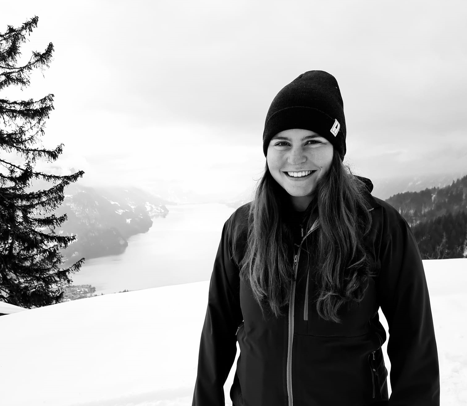 Elena Michel, JO-Chefin, Homepageverwaltung, Skifahrerin