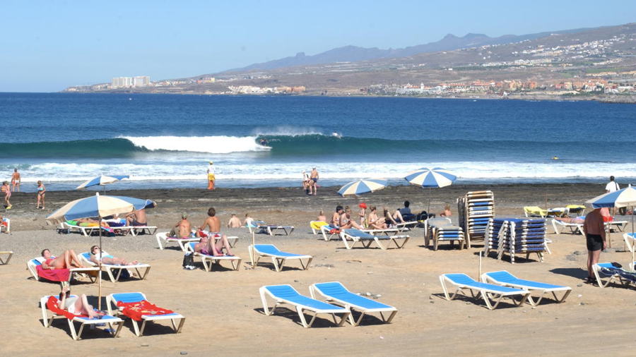 Las Americas Tenerife "La Izquierda"