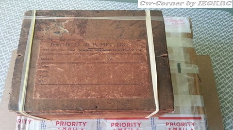 D&K Oak case, with original ship-label