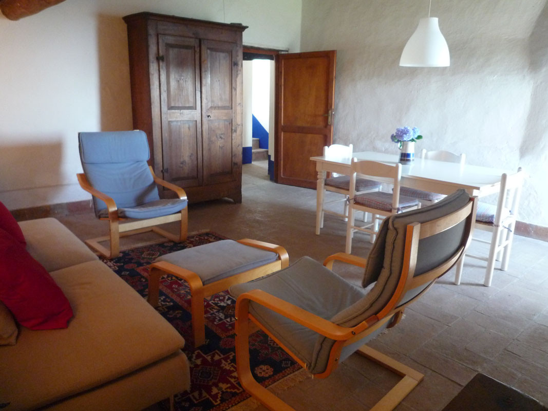 living/dining room