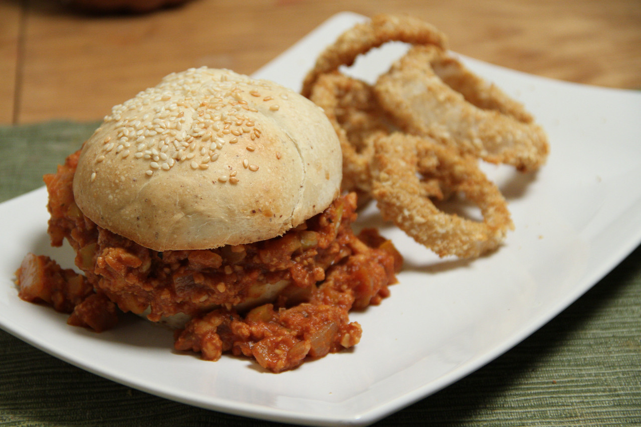 Sloppy Joes and OMG Baked Onion Rings VEGANesp