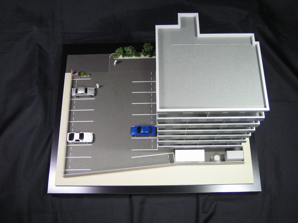 建築模型 1/100 スケール ケース付き アパート 建物