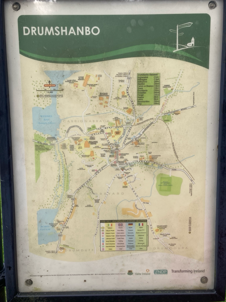 ドラムシャンボの地図 歩いてまわれるくらいの町だ