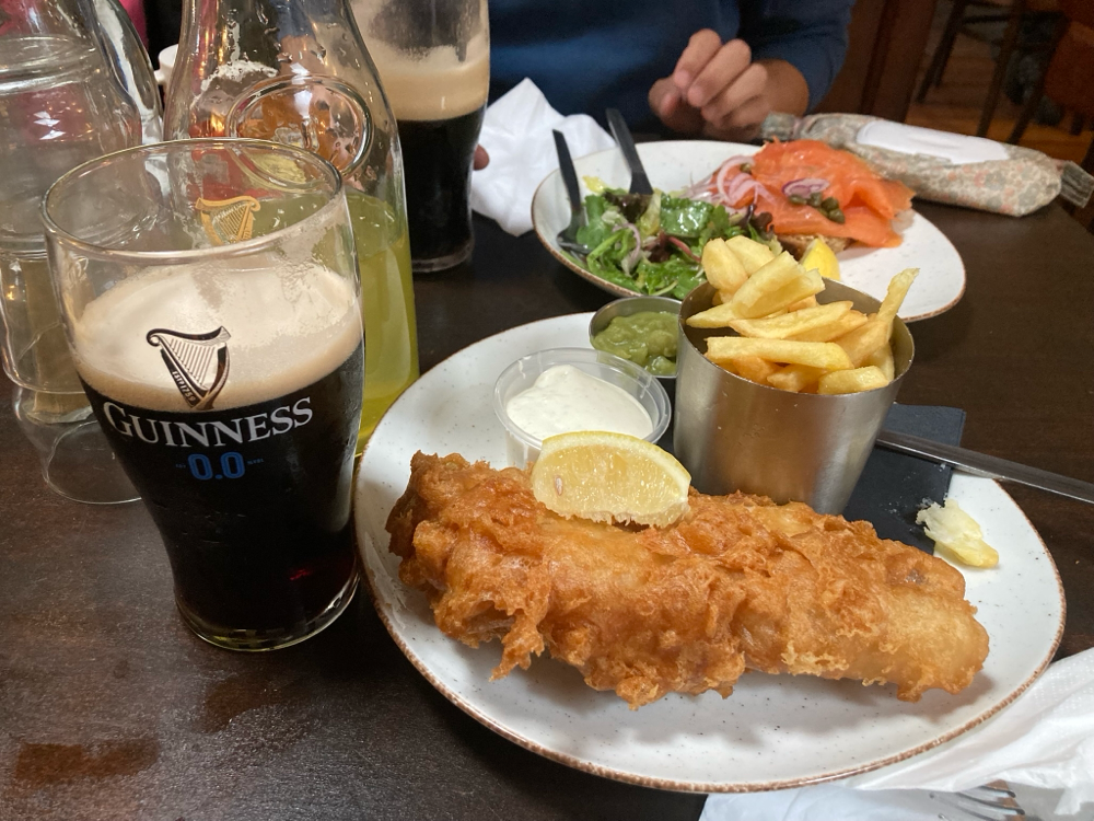 ノンアルコールギネスとフィッシュアンドチップス