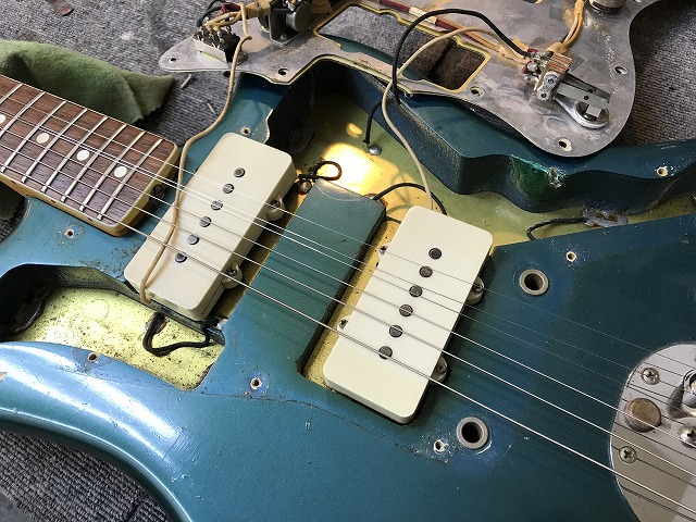 1965 Fender Jazz master Lake Placid Blue Matching Head - fat