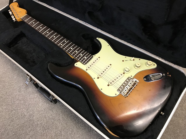 fat-guitar Custom component Strato - fat-guitar-stock ページ！