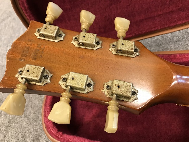 1971~72 Gibson Les Paul Deluxe Gold Top GT - fat-guitar