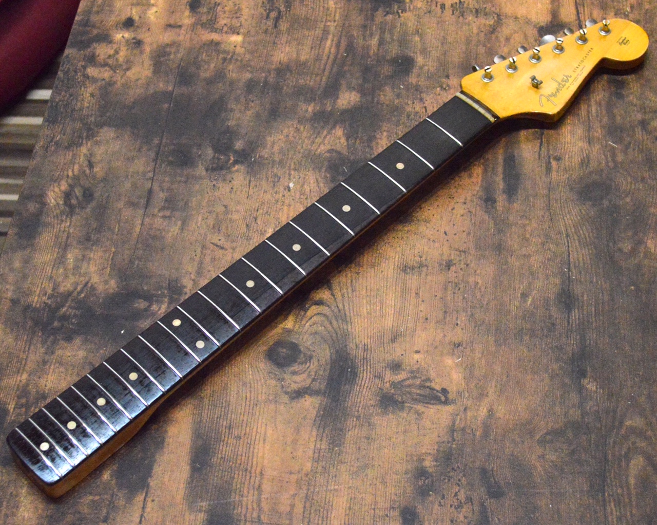 1961 Fender Stratocaster neck fatguitarstock ページ！