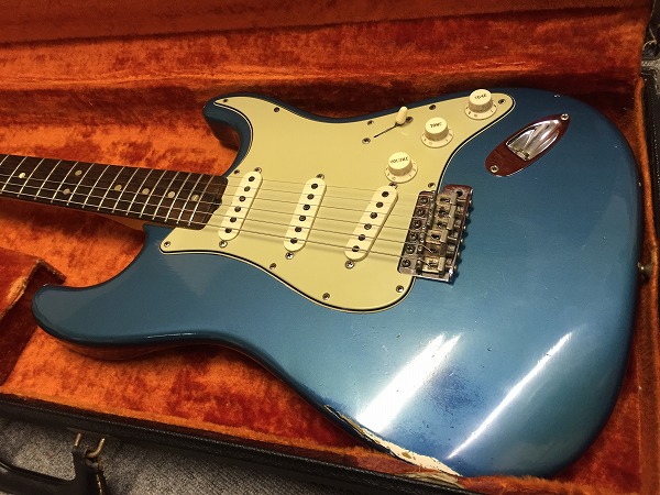 1965 Fender Lake Placid Blue Stratocaster - fat-guitar-stock ページ！