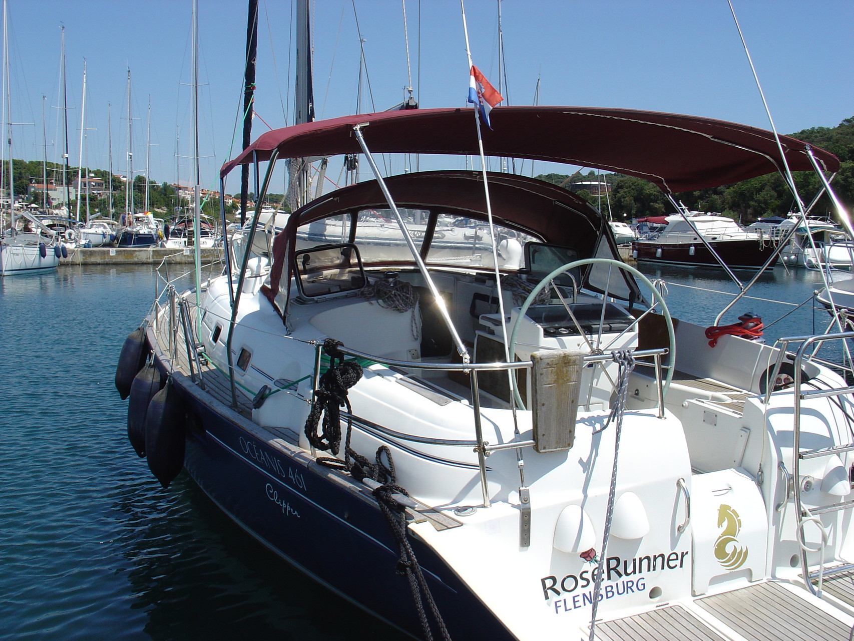 Layout: sailing yacht Beneteau OCEANIS 461