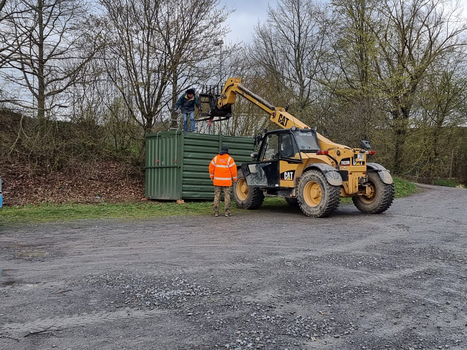 Aufstellen des Containers