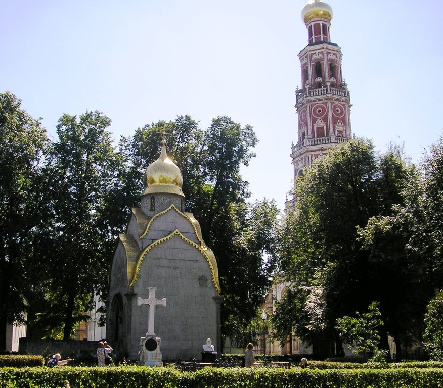 Novodevicj Campanile Ottogonale barocco della chiesa dell'Assunzione