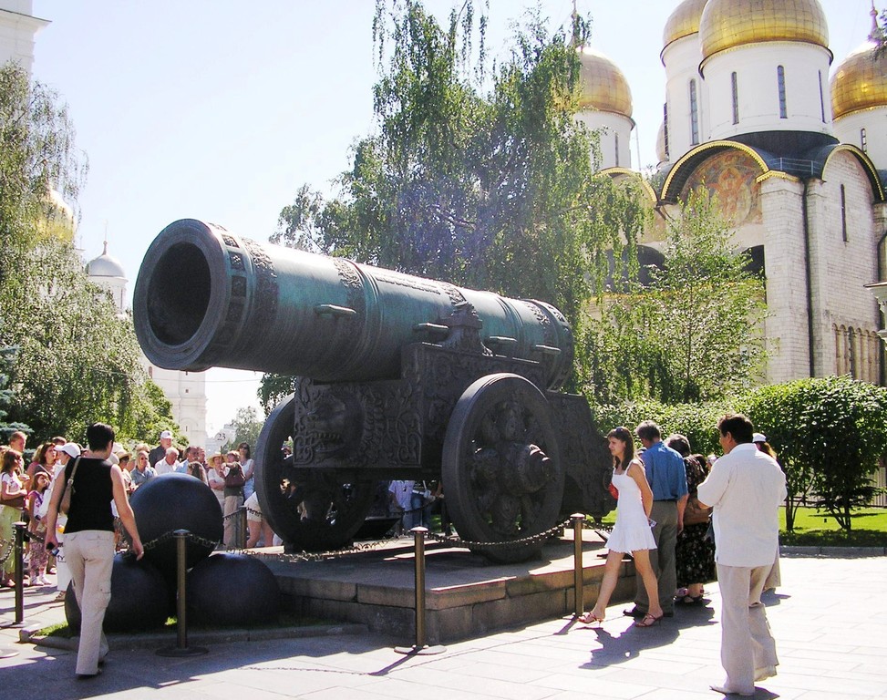Kremlino: cannone dello Zar Ivan il Grande