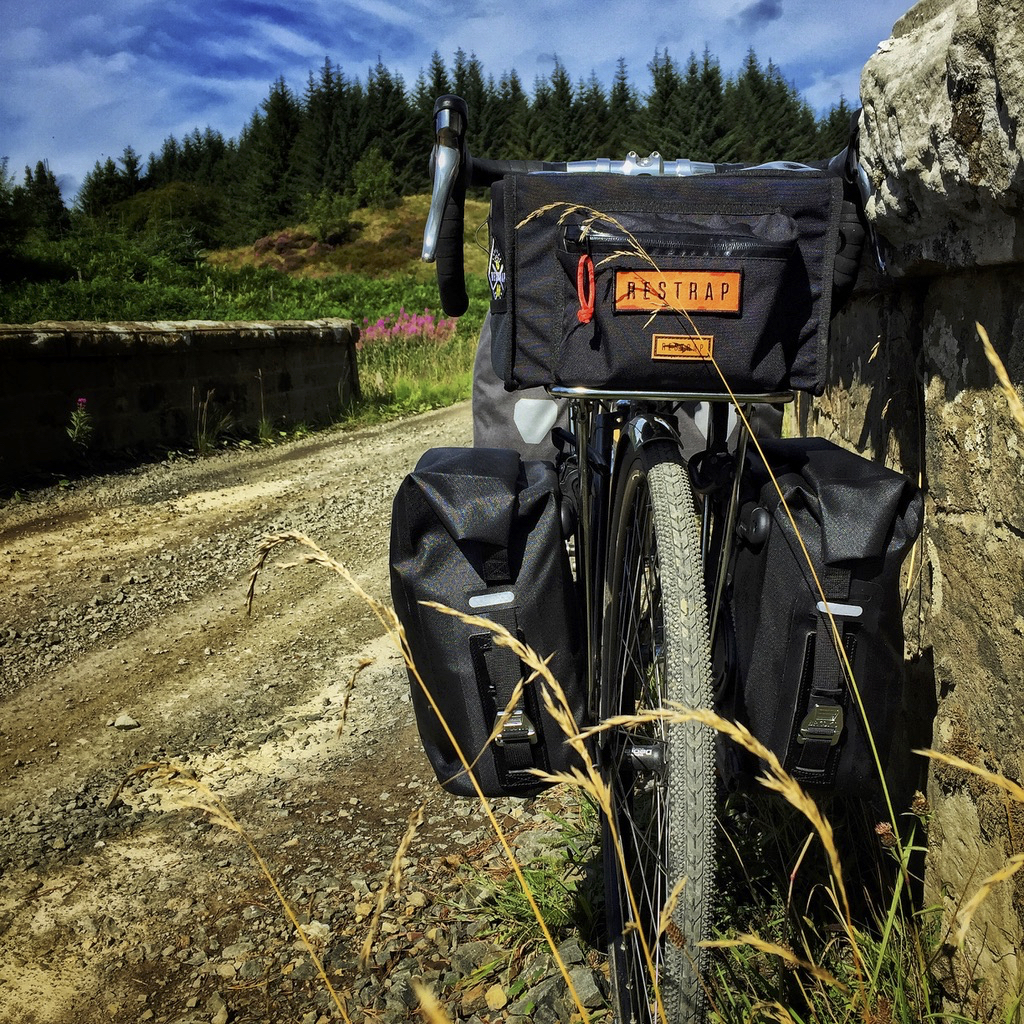 Pelago Bicycles © François Struzik - simply human 2018 - Kielder Forest