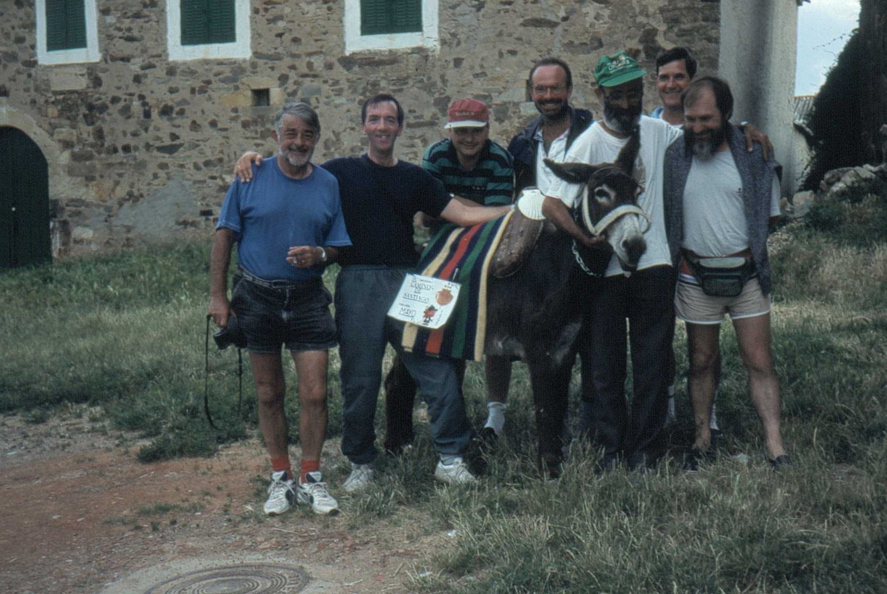   Groupe de pèlerins à Rabanal del Camino. 