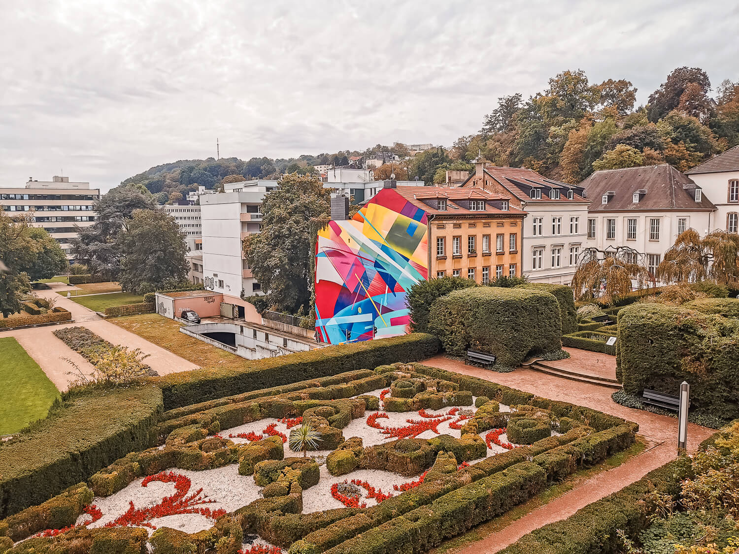 Schlossgarten mit Streetart-View