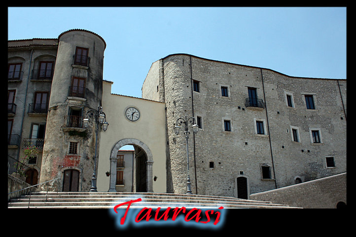 IN GIRO PER TAURASI