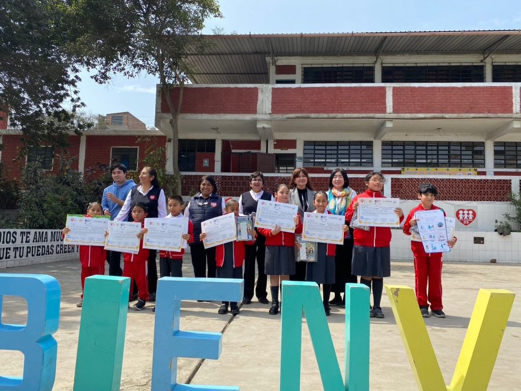 ◆◆Realizamos el primer concurso de dibujo de prevención de desastres en una escuela peruana y continuamos con los talleres◆◆