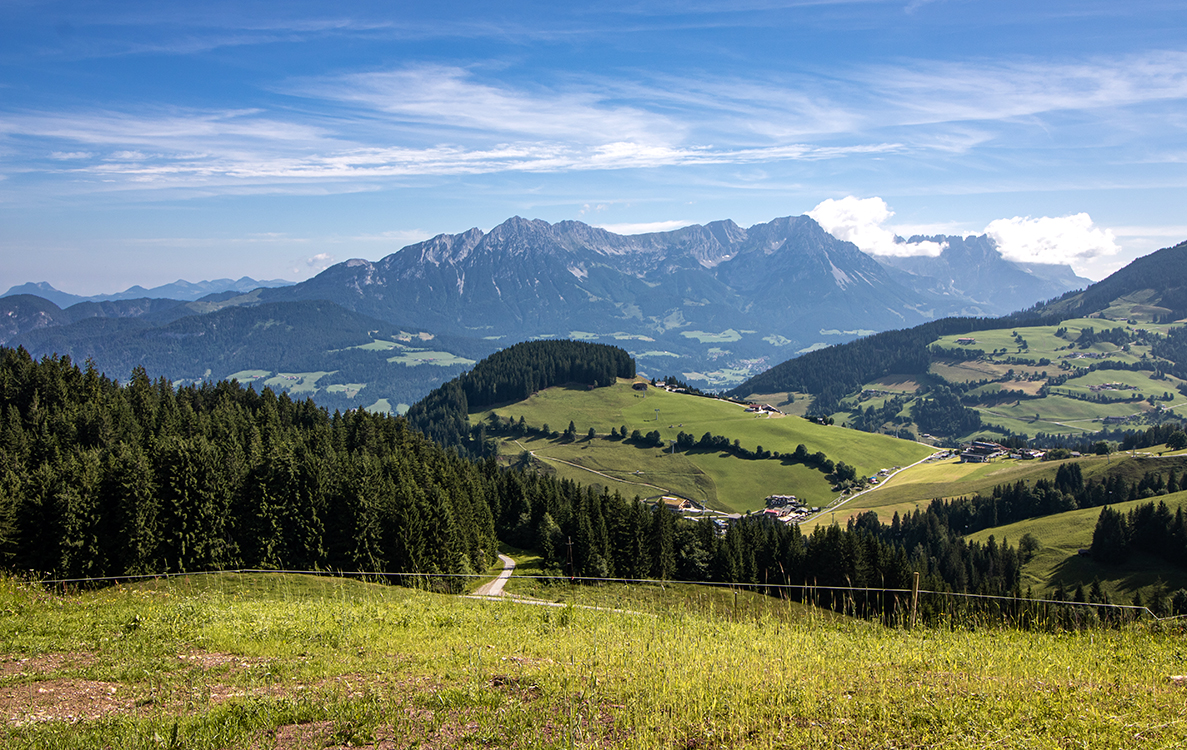 Die KRAFTalm und die Kleinen Salve, Ferienregion Hohe Salve, Tirol ...