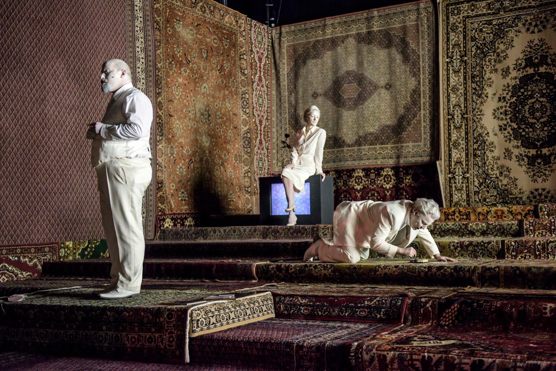 Der Mann, der seine Frau mit einem Hut verwechselte. milavandaags Webseite!