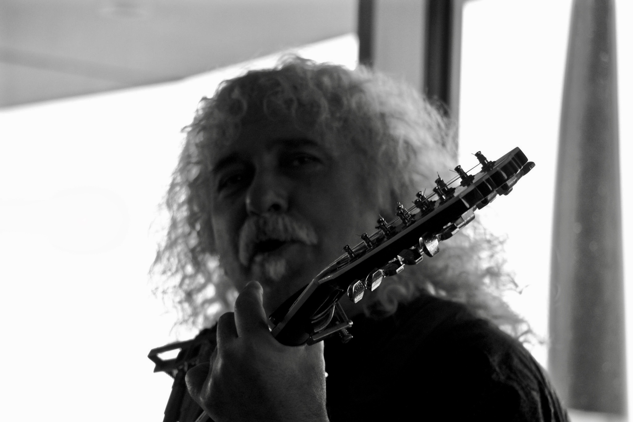 Troubadour Moti Rymarczuk - Straatzanger