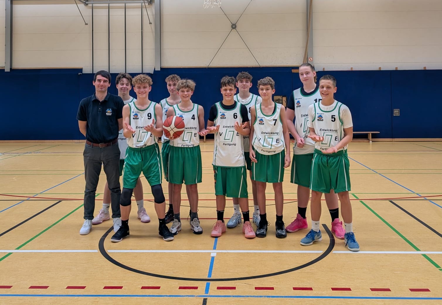 EFE wird offizieller Trikotsponsor der Basketball Miners