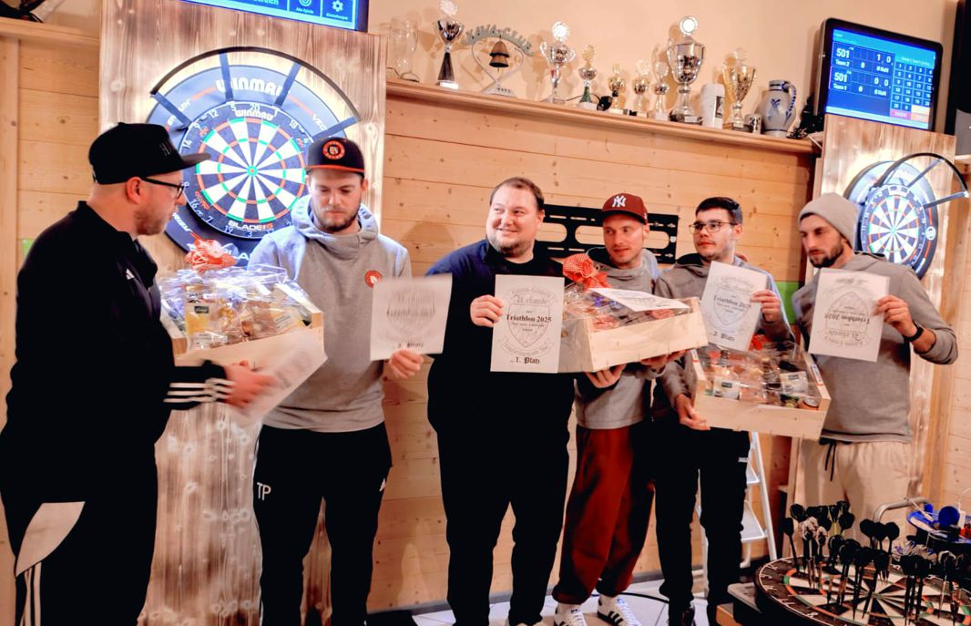 Nur Sieger an diesem Abend: Thomas Probst, Tobias Proksch, Markus Stangl, Dominik Huber, Manfred Haindl und Florian Stadlhuber