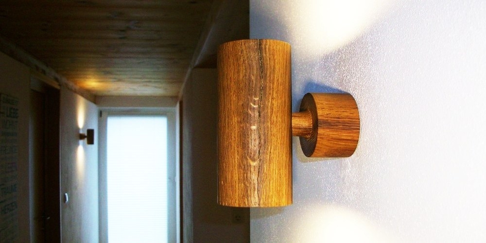 Massivholz Wandleuchte, Solid wood wall lamp