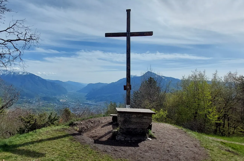 A spasso per l'Argentario: da Villamontagna a Fornace, attraverso il Monte Calisio e il lago di Santa Colomba