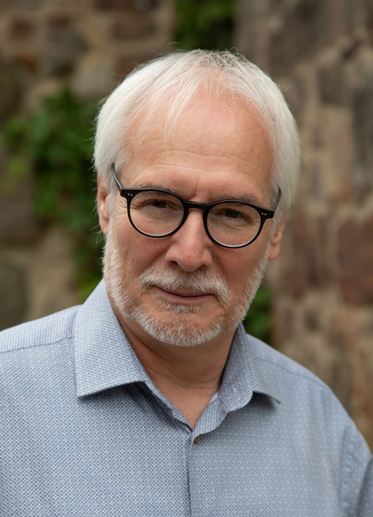 Dr. Ralf Kattenbach