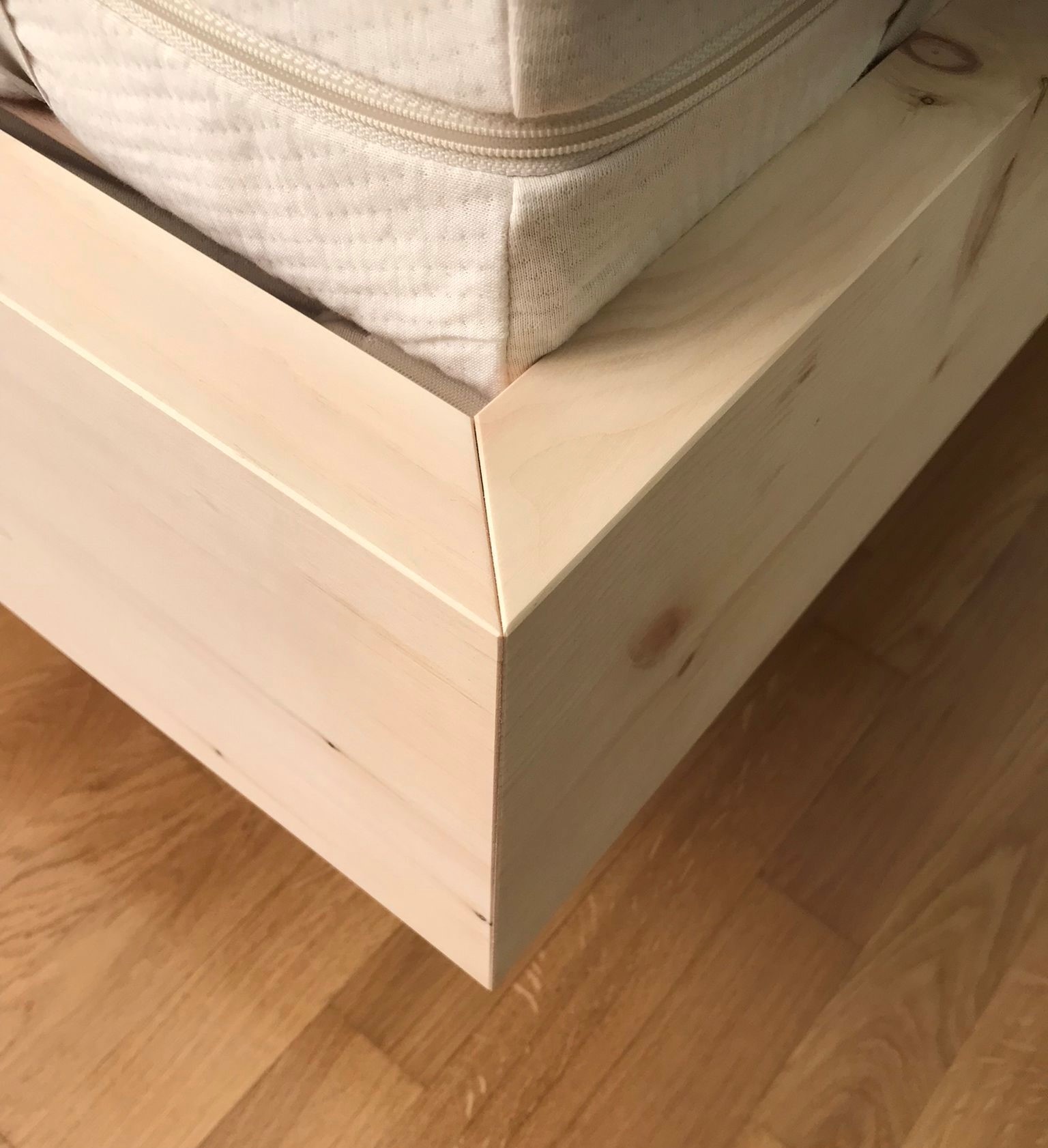 ... Alles auf Gehrung gearbeitet