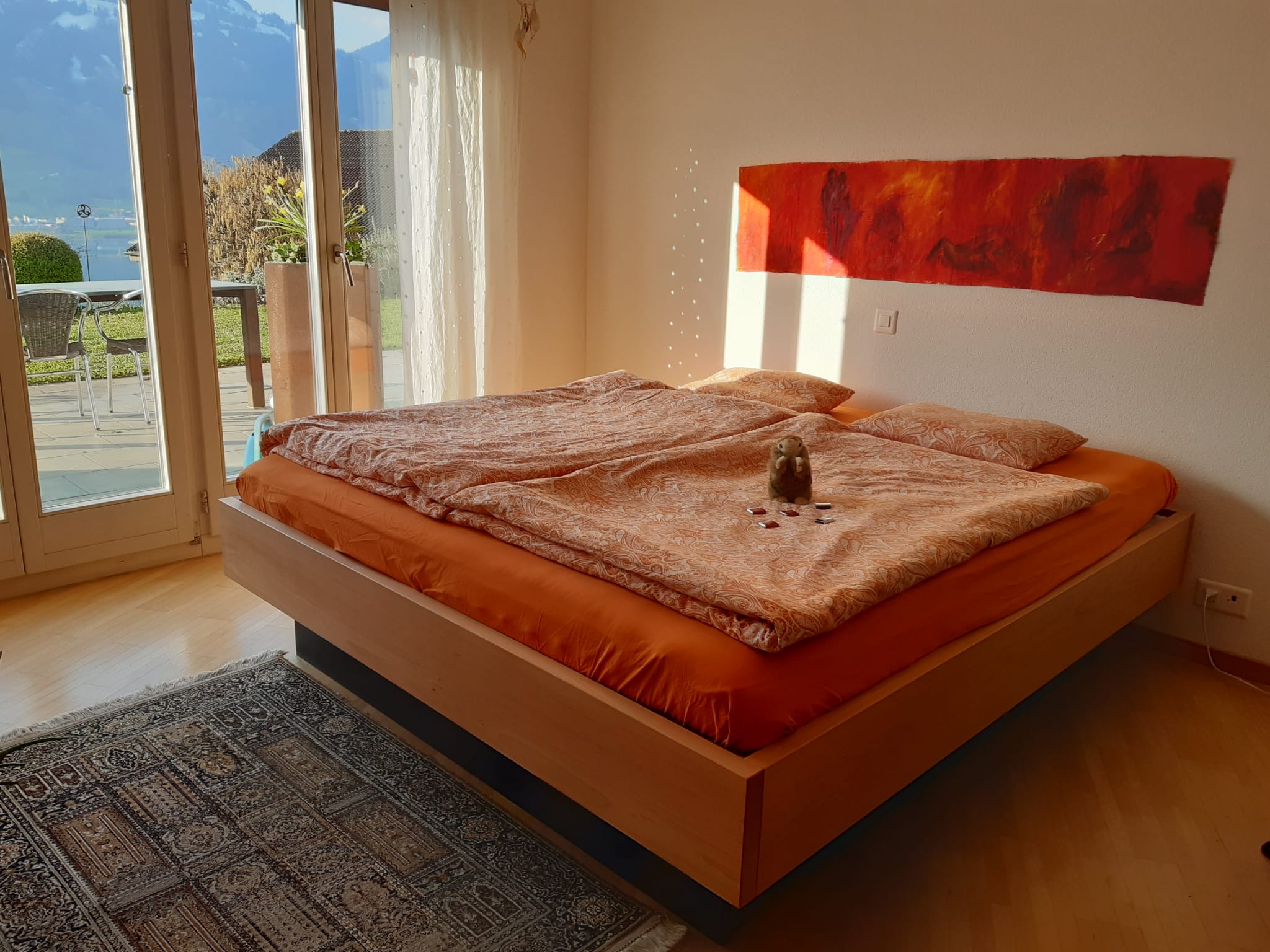 Buchen Bettgestell mit vier praktischen Schubladen, geölt