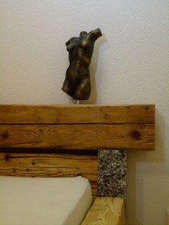 Holz mit Stein - die Natur ist unsere Inspiration