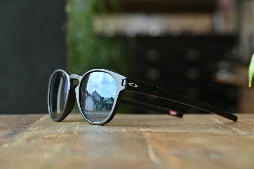 【ゴルフで使用する偏光サングラス】フレーム：OAKLEY LATCH　レンズ：TALEX TRUEVIEW GOLF HM Cort