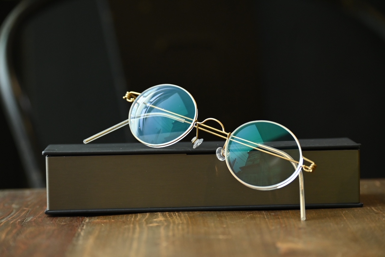 【仕事でも普段使いでも。追加でお作り頂いたLINDBERG】フレーム：LINDBERG Corona　レンズ：Ito Lens ACROLITE1.67 TRN Cort